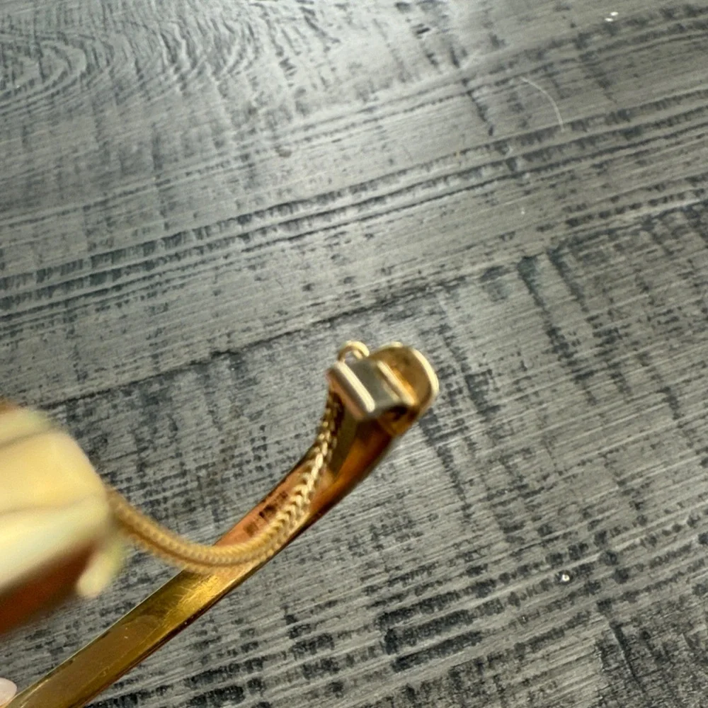 14k gold Italian bangle Bracelet almost 20 grams - Picture 12 of 16